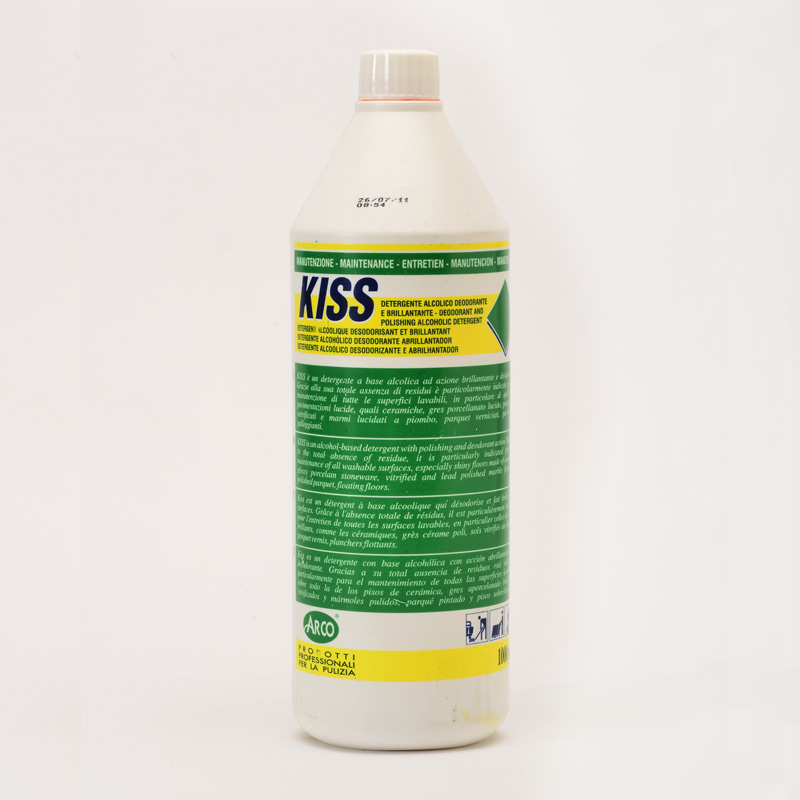 Kiss detergente per superfici lucide Kiss detergente per superfici lucide